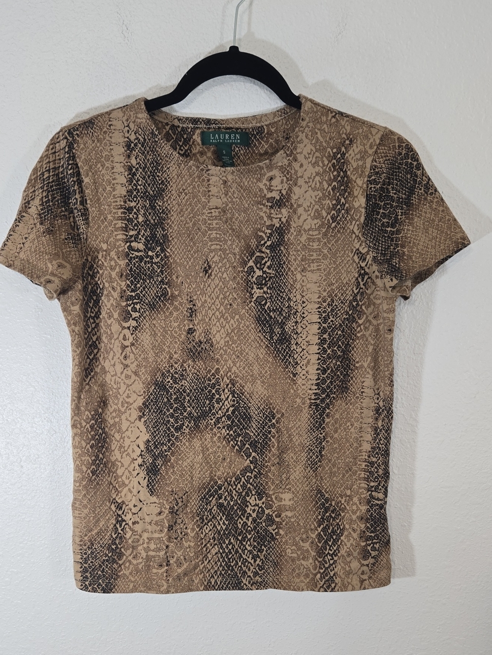 Lauren Ralph Lauren Tan/Brown/Black Snakeskin Print Short Sleeve Tee, size Small